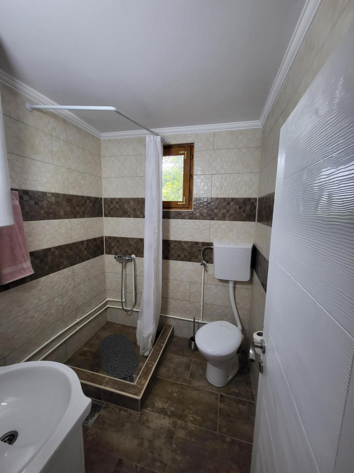 Dvor Villa Donja Toponica Luaran gambar